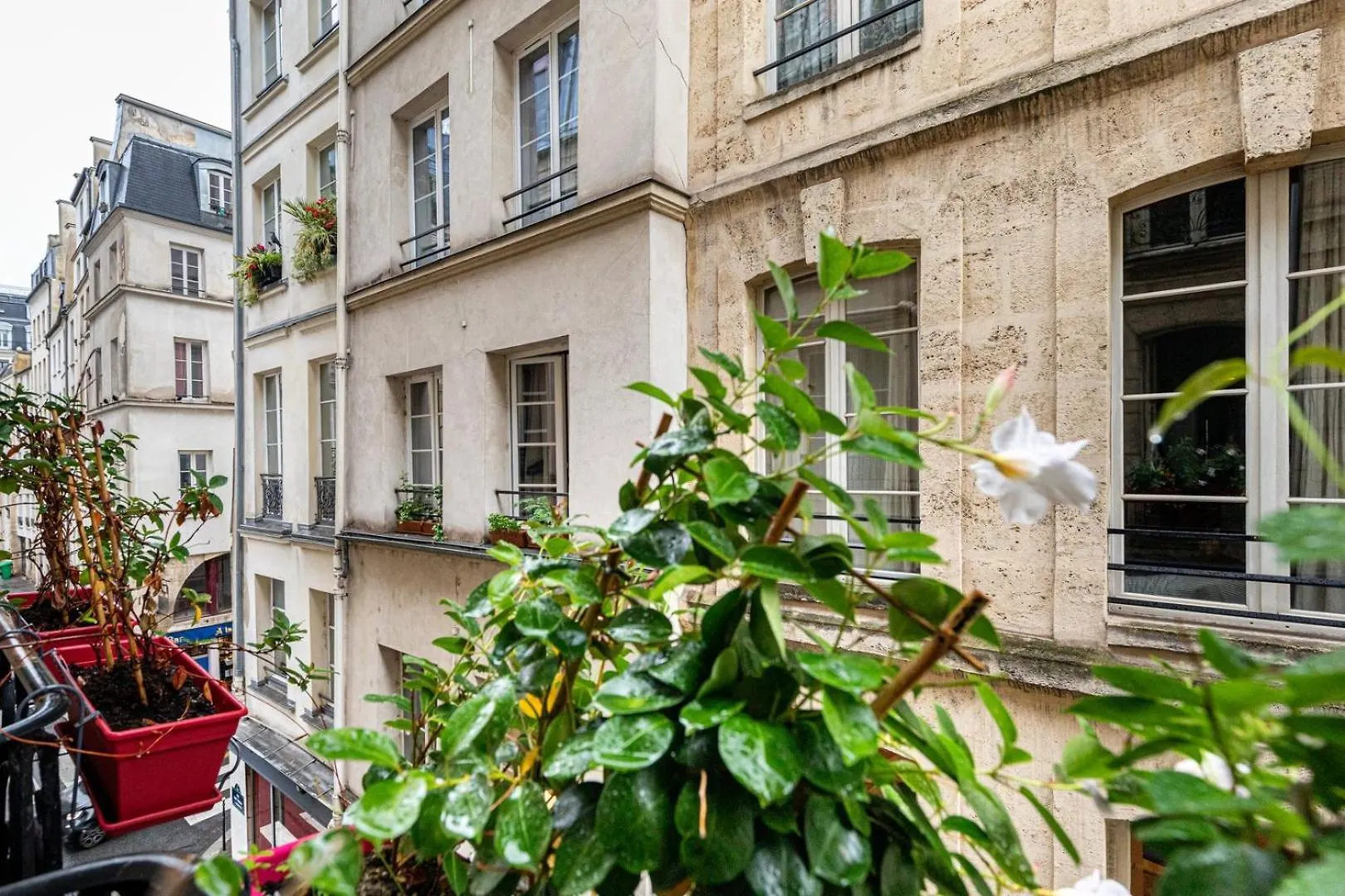 Guestready - Bel Apt Moderne Pour 2 Pres Du Louvre Apartment Paris